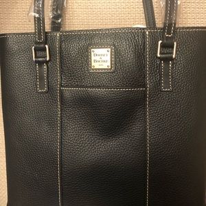 Dooney & Bourke Bag